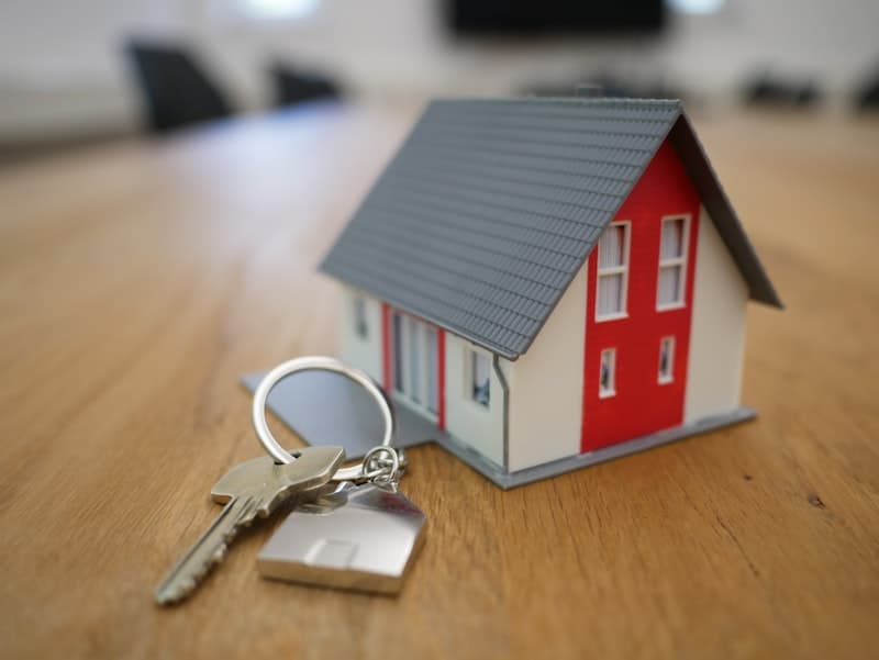 Real estate keys
